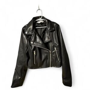 Girls size 14 teens faux leather black short biker style jacket like new